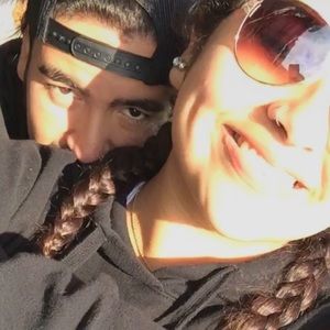 Meet your Posher, Iris